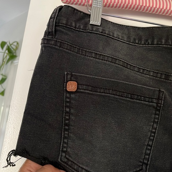 Element washed jean shorts - Picture 4 of 5